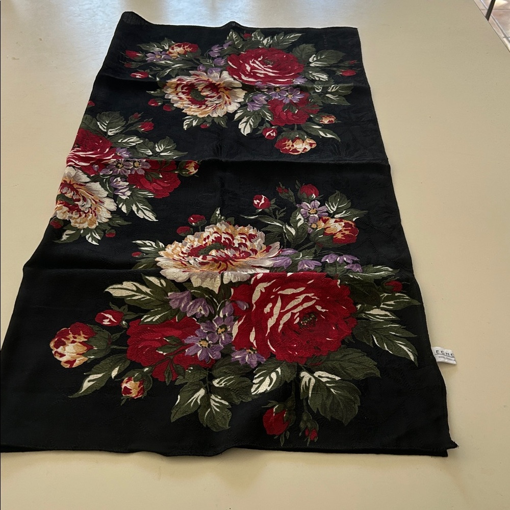 100% Wool Signed Echo Flowered Scarf - image 6